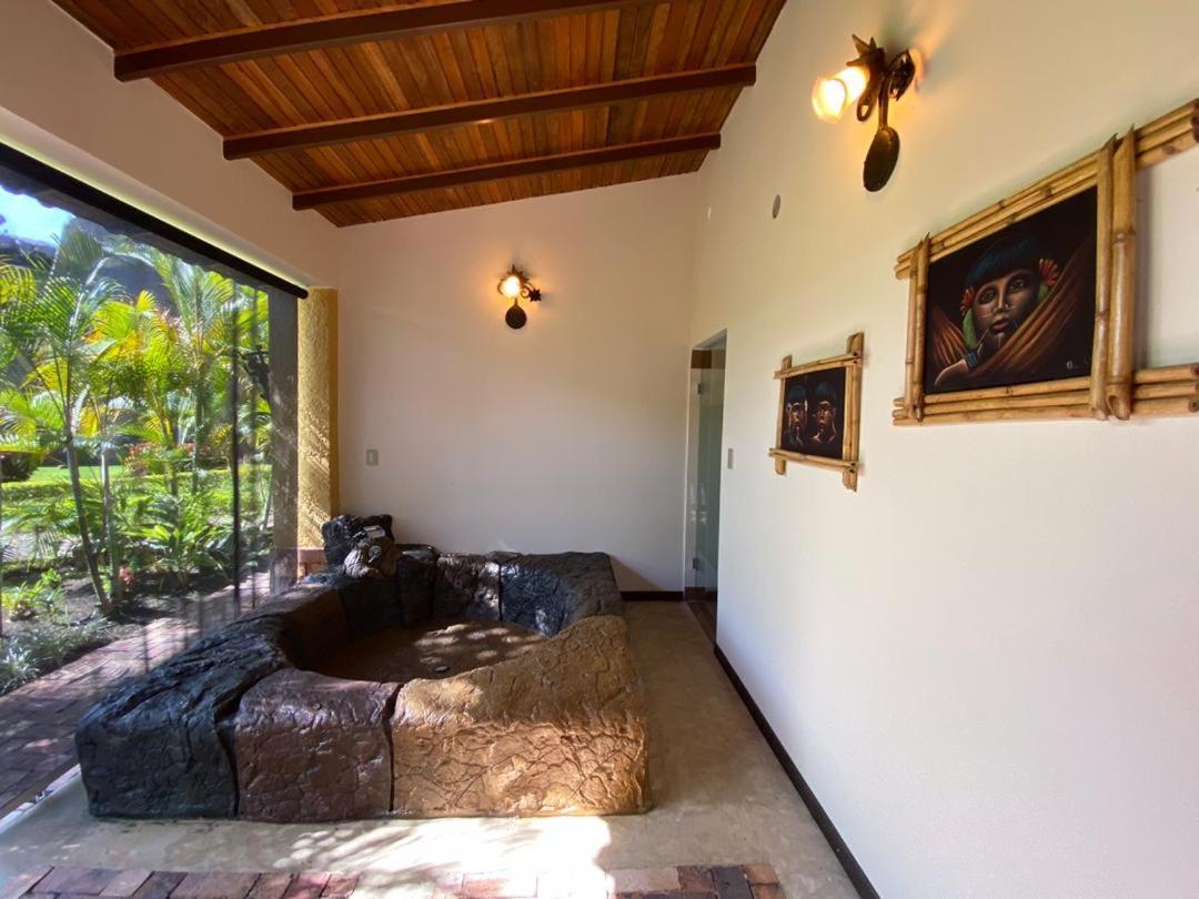 Ara Meru Lodge Canaima Εξωτερικό φωτογραφία